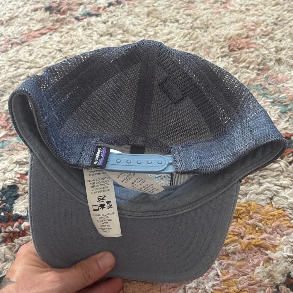 Patagonia p-6 logo snapback trucker hat
